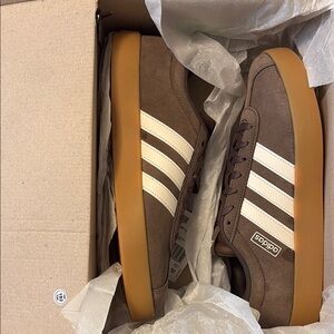 Adidas Men's Brown Sneakers